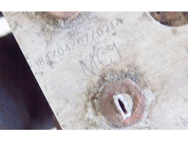 Блок АБС 0273004488 Mitsubishi Carisma 2000 - 2004 года