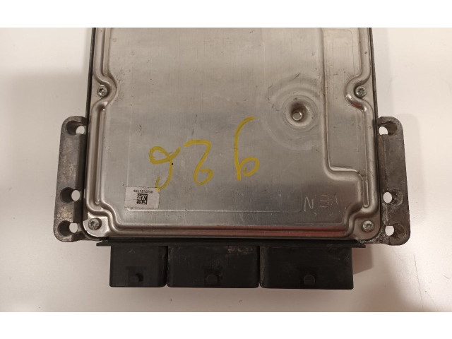 Блок управления двигателя 237106319R   Dacia Dokker