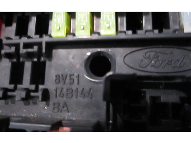 Pojistková skříňka 8V5114B144BA Ford Fiesta 2012