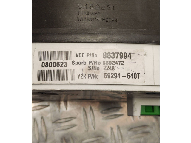 Панель приборов 8637994, 8602472   Volvo V70       