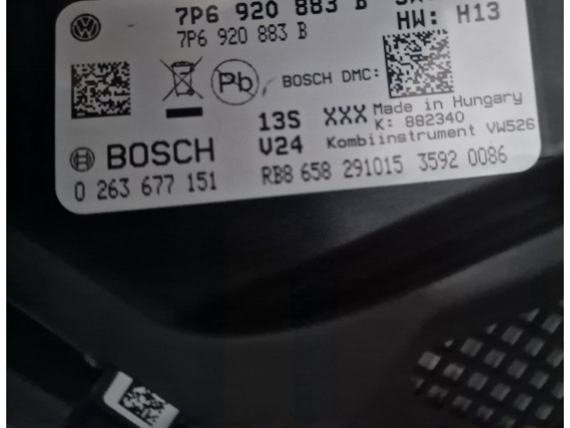 Přístrojová deska Volkswagen Touareg II 2015 7P6920883B