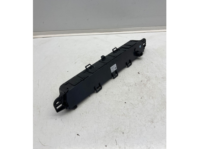 Блок управления климат-контролем 98340409ZD, 35252402   Peugeot Partner III