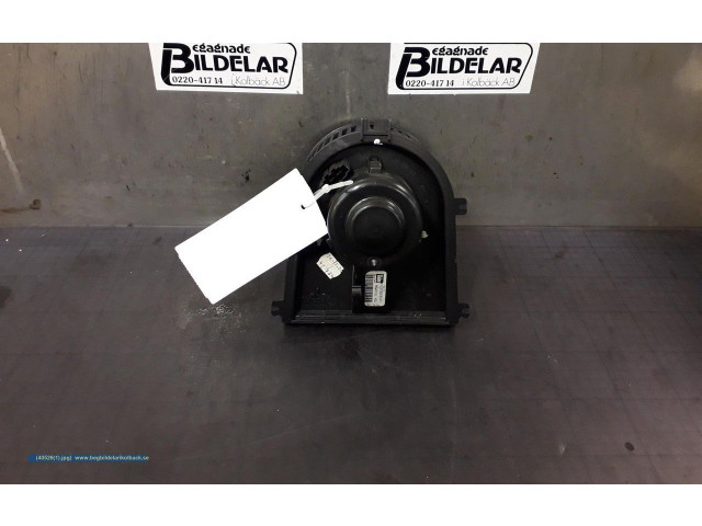 Вентилятор печки 1J1819021B Audi A3 S3 8L