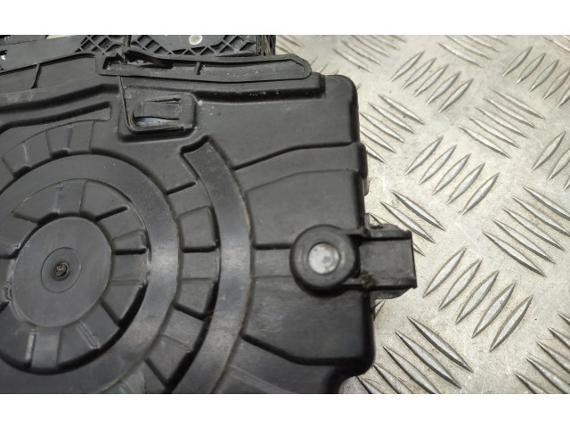 Блок управления двигателя 9815023380, 9834609880 Peugeot 2008 I