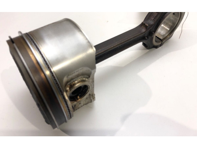  Поршень с шатуном  QR20DE  Nissan X-Trail T30  