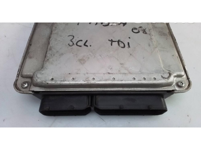 Блок управления двигателя 045906019ce Skoda Fabia Mk2 (5J)