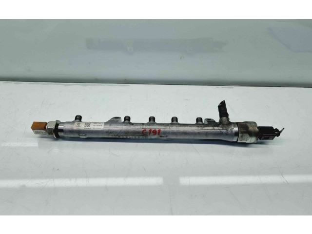 Топливная рампа 03L130089B Volkswagen Jetta VI