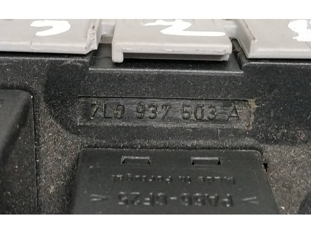   Pojistková skříňka 7L0937503A   Porsche Cayenne (9PA) 2005