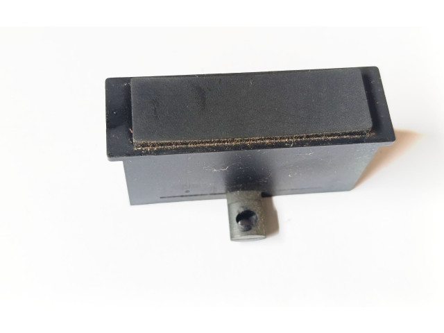 Панель приборов    Audi A6 S6 C4 4A       