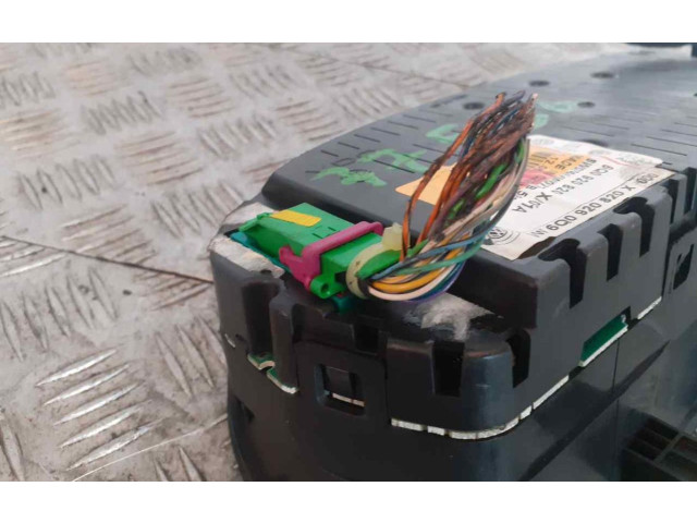 Přístrojová deska Volkswagen Polo IV 9N3 2002 6Q0920820X