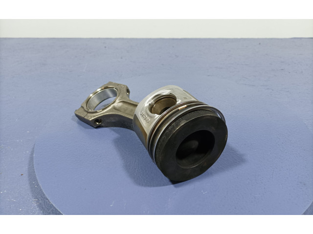 Píst 7810825, 7810825 BMW X1 E84