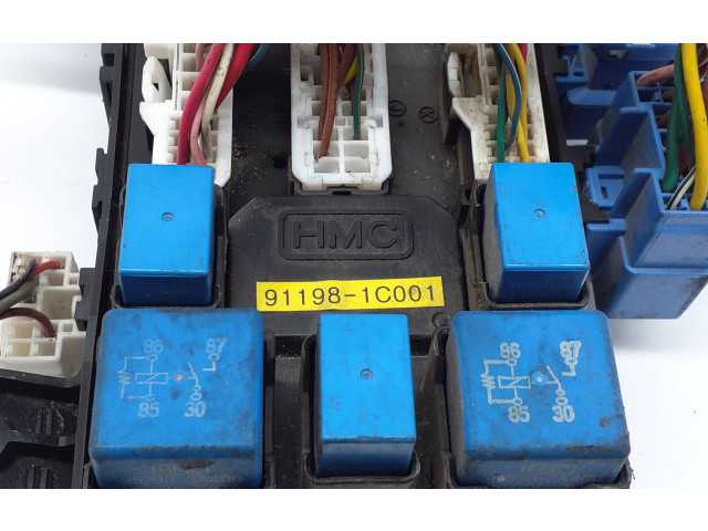 Блок предохранителей 911981C001 Hyundai Getz