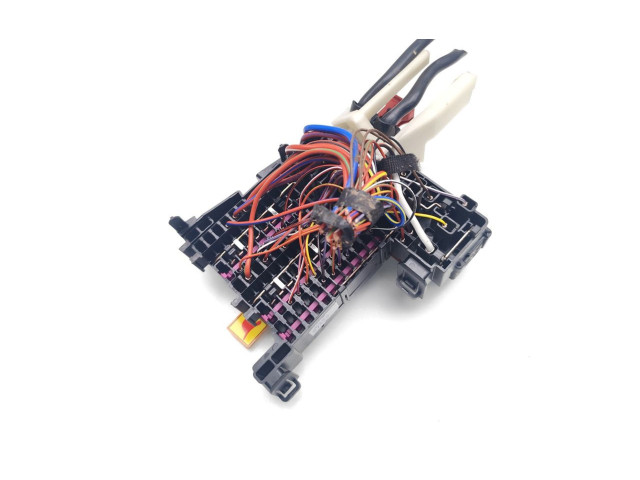 Блок предохранителей 5WA937615 Audi A3 8Y