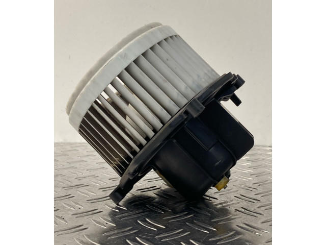 Вентилятор печки       Peugeot Partner