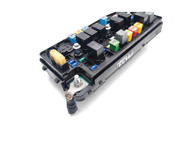   Pojistková skříňka 95202895   Opel Antara 2012