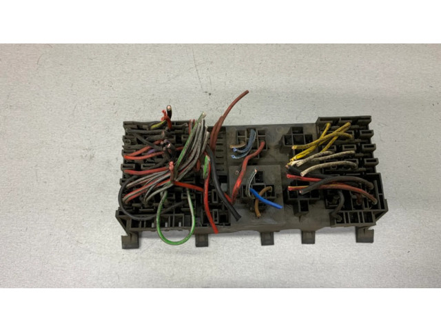 Pojistková skříňka 0332014451, TBB53DOT Opel Rekord E2 1983