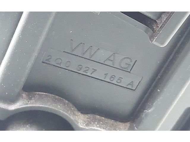 Блок предохранителей 2Q0907361B, 2Q0927165A Audi A1