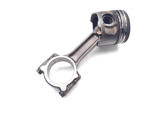 Píst K9K836 Renault Megane III K9K836