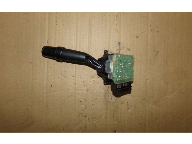 Ручка стеклоочистителей    Suzuki Liana