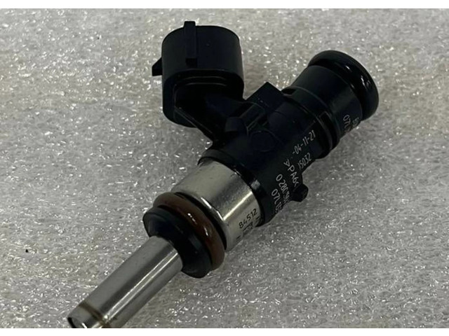 Vstřikovač 07L133551E Audi R8 4S