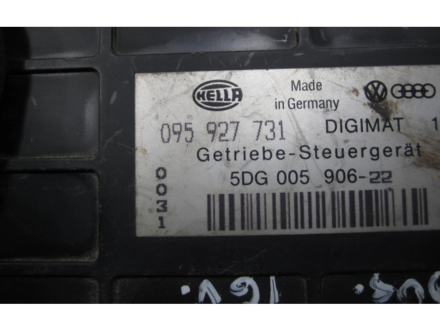 Блок управления коробкой передач 095927731, 5DG00590622   Volkswagen PASSAT B4