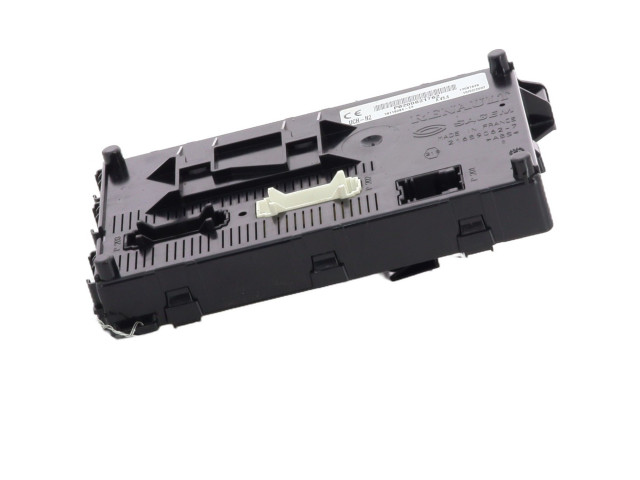 Модуль управления BSM 8200621762   Renault Clio II    