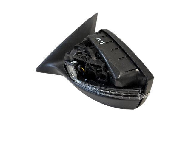 Зеркало электрическое        Skoda Scala   -  года   