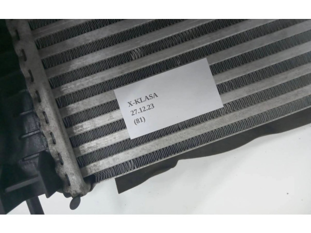 Интеркулер  A4705010700   Mercedes-Benz W470 