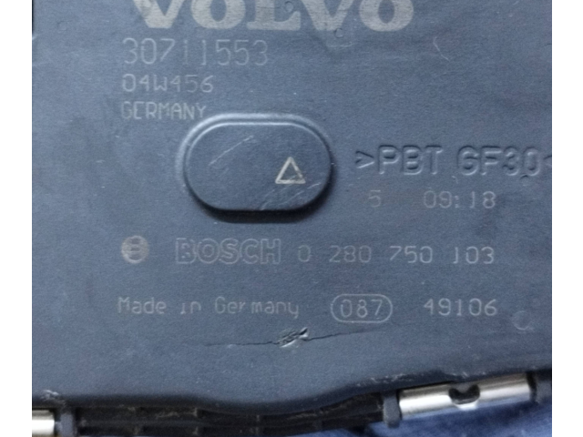 Моторчик стеклоочистителя 30711553, 0280750103    Volvo V70