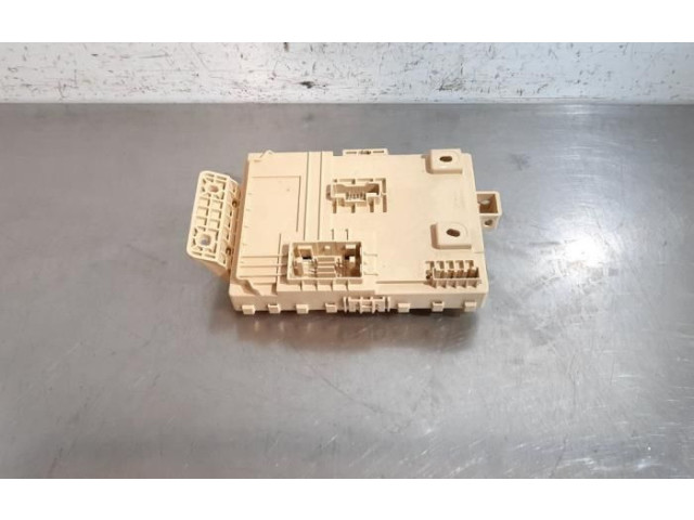 Блок предохранителей  91951J7510   KIA Pro Cee'd III    