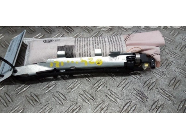 Подушка безопасности в сиденье Volkswagen Golf VII