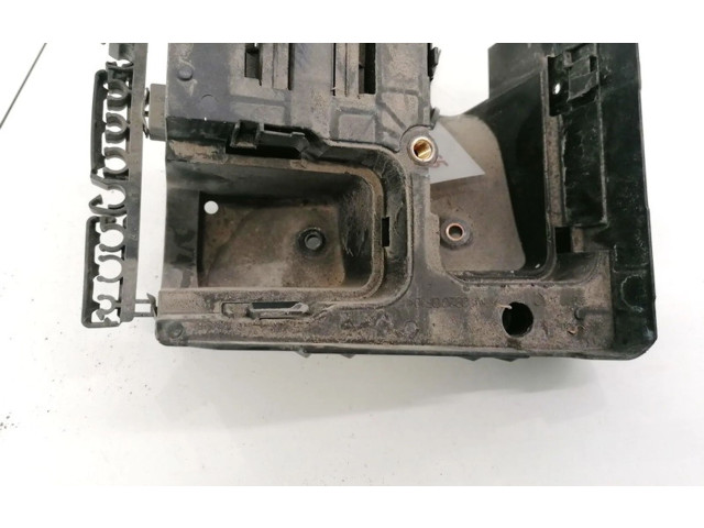 Блок предохранителей  1K0907361B   Skoda Octavia Mk2 (1Z)    