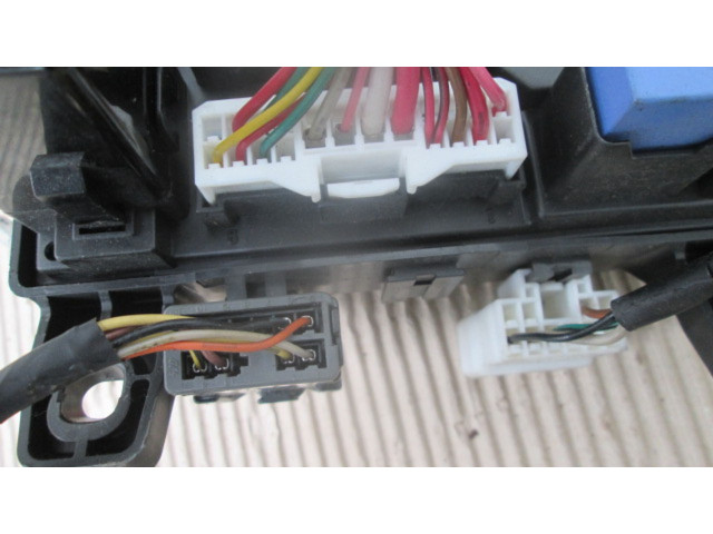 Блок предохранителей     Hyundai Getz    