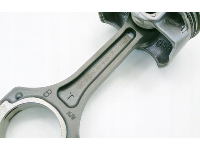 Píst PD65 Hyundai i30