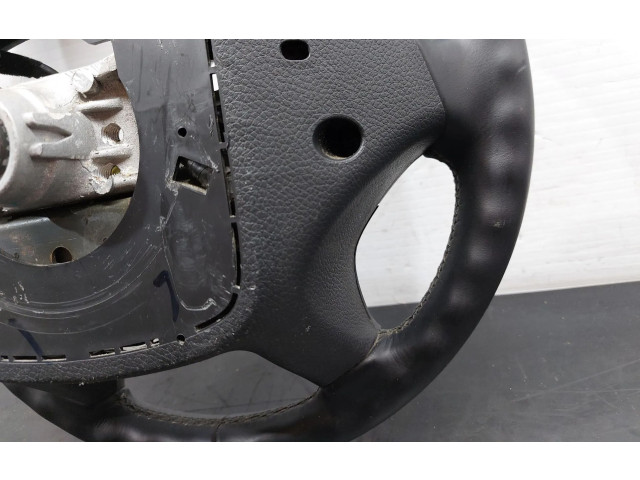 Volant Hyundai i30 2014   