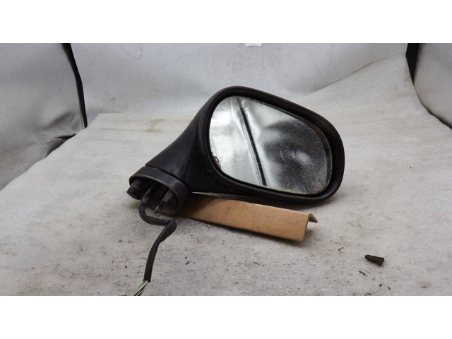 Зеркало электрическое Mitsubishi Carisma 2000 - 2004 года