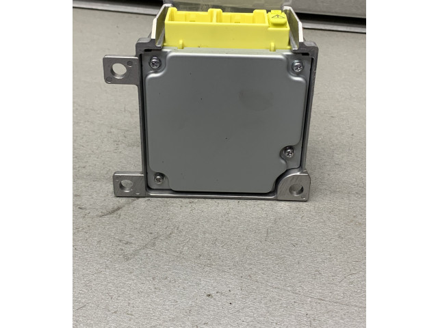 Блок подушек безопасности MR587868   Mitsubishi Outlander