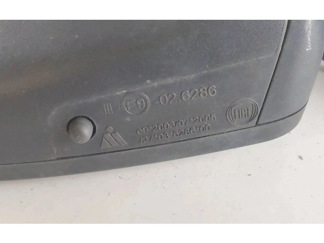 Зеркало электрическое Opel Combo D 2011 - 2017 года