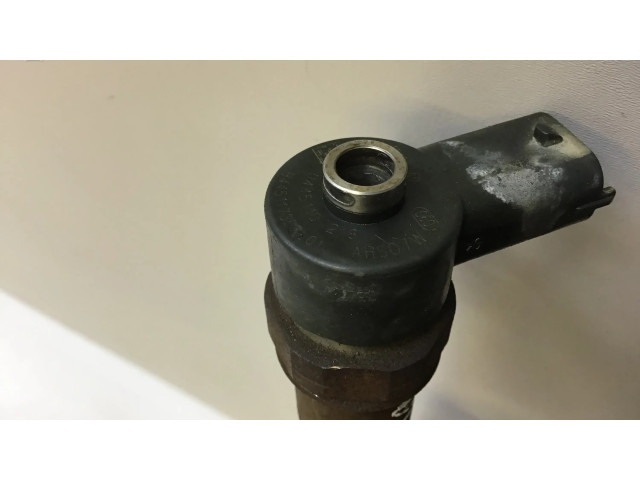 Форсунка 0445110218    Jeep Cherokee для дизельного двигателя  2.8