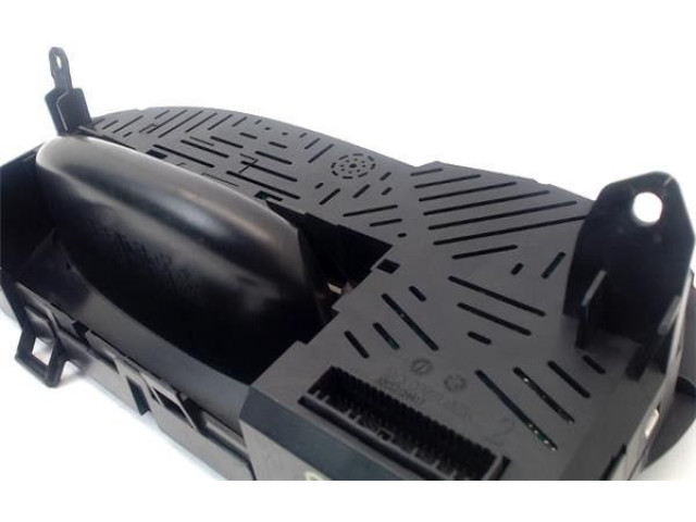 Панель приборов 8200725330 Renault Twingo II