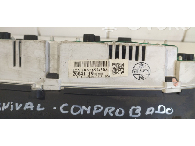 Přístrojová deska KIA Carnival 2006 20041119