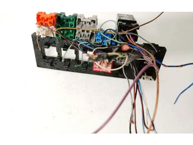 Pojistková skříňka 3a0972559 Seat Alhambra (Mk1) 1997