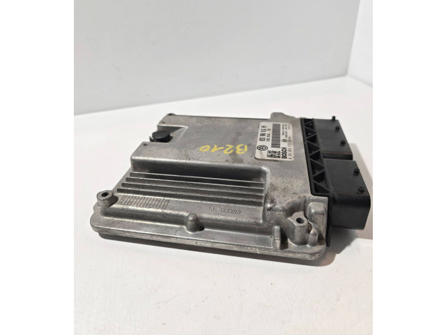 Řídící jednotka 03G906016HN, 0281012272   Volkswagen Caddy 2006