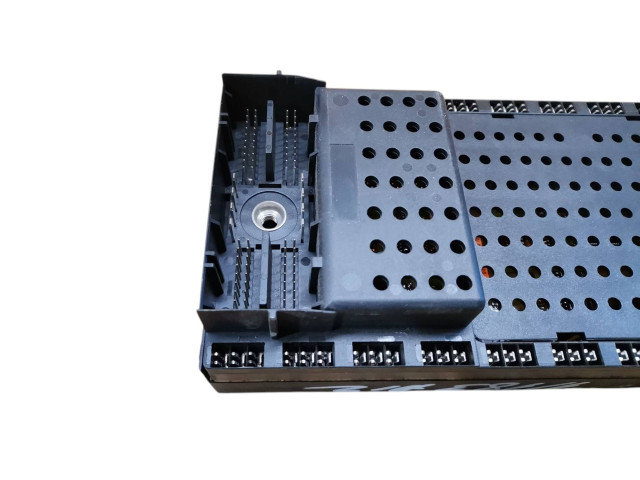 Блок предохранителей 08679899, 08696098   Volvo V70    