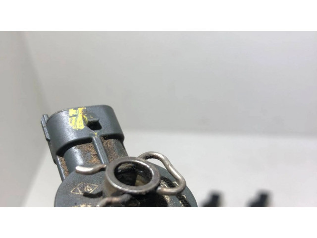 Форсунка H8201108033    Dacia Dokker для дизельного двигателя  1.5