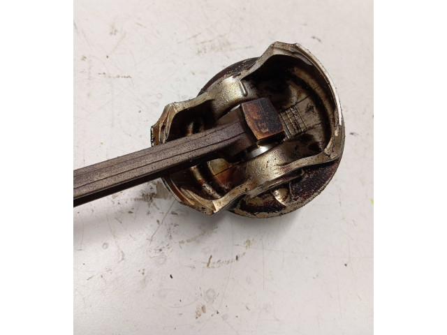 Шатун Mitsubishi Endeavor