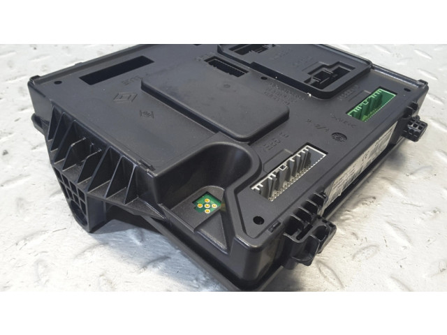 Блок предохранителей 284B14779R, S180098001 Renault Scenic III - Grand scenic III