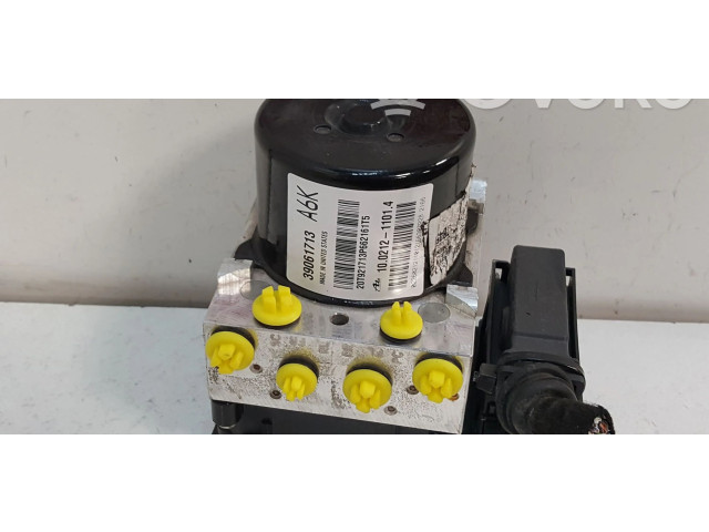 Jednotka ABS 39061713 Opel Zafira C 2016