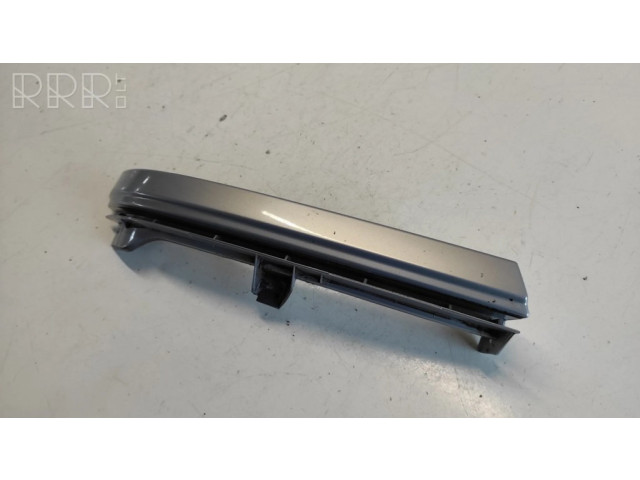 Отделка переднего фонаря