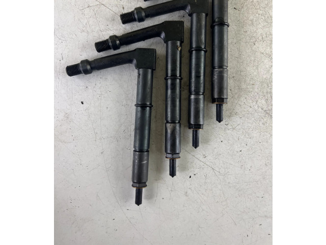 Vstřikovač Nissan Almera Tino